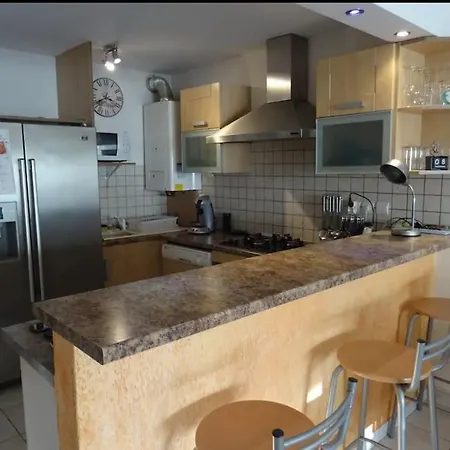 Port Dauphin Ii, T3, 6 Pers, Piscine, Parking, Wifi, Centre Port *