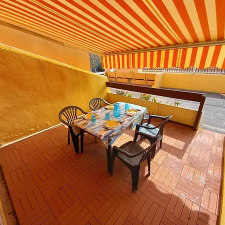 Port Dauphin Ii,t3 Centre Port Avec Parking, Piscine, Clim, Wifi Lägenhet *