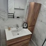 Port Dauphin Ii,t3 Centre Port Avec Parking, Piscine, Clim, Wifi Apartment