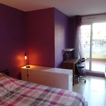 Appartement Port Dauphin Ii, T3, 6 Pers, Piscine, Parking, Wifi, Centre Port