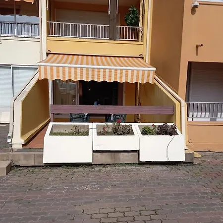 Port Dauphin Ii, T3, 6 Pers, Piscine, Parking, Wifi, Centre Port Appartement Agde