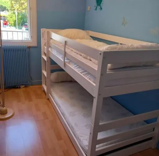 Appartement Port Dauphin Ii,t3 Centre Port Avec Parking, Piscine, Clim, Wifi Agde