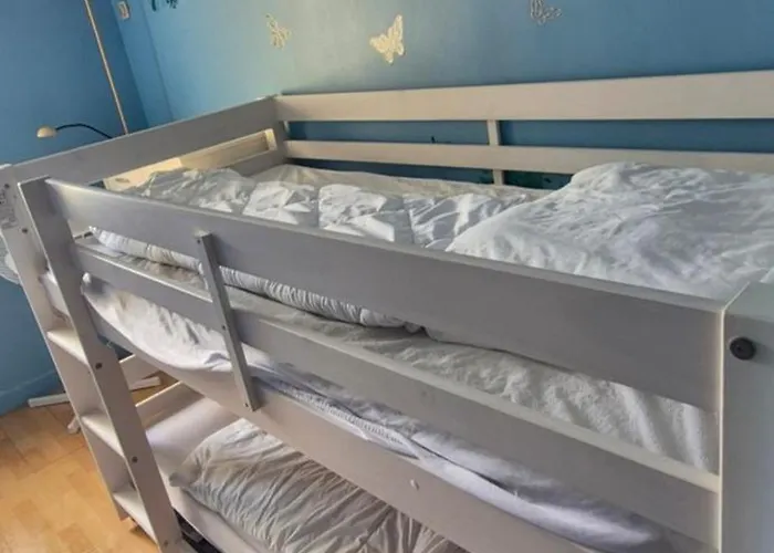 Appartement Port Dauphin Ii,t3 Centre Port Avec Parking, Piscine, Clim, Wifi