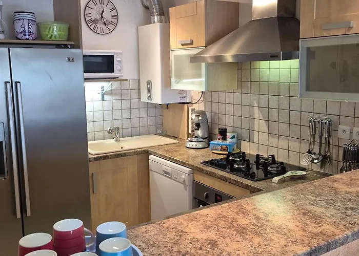 Port Dauphin Ii,t3 Centre Port Avec Parking, Piscine, Clim, Wifi Appartement *